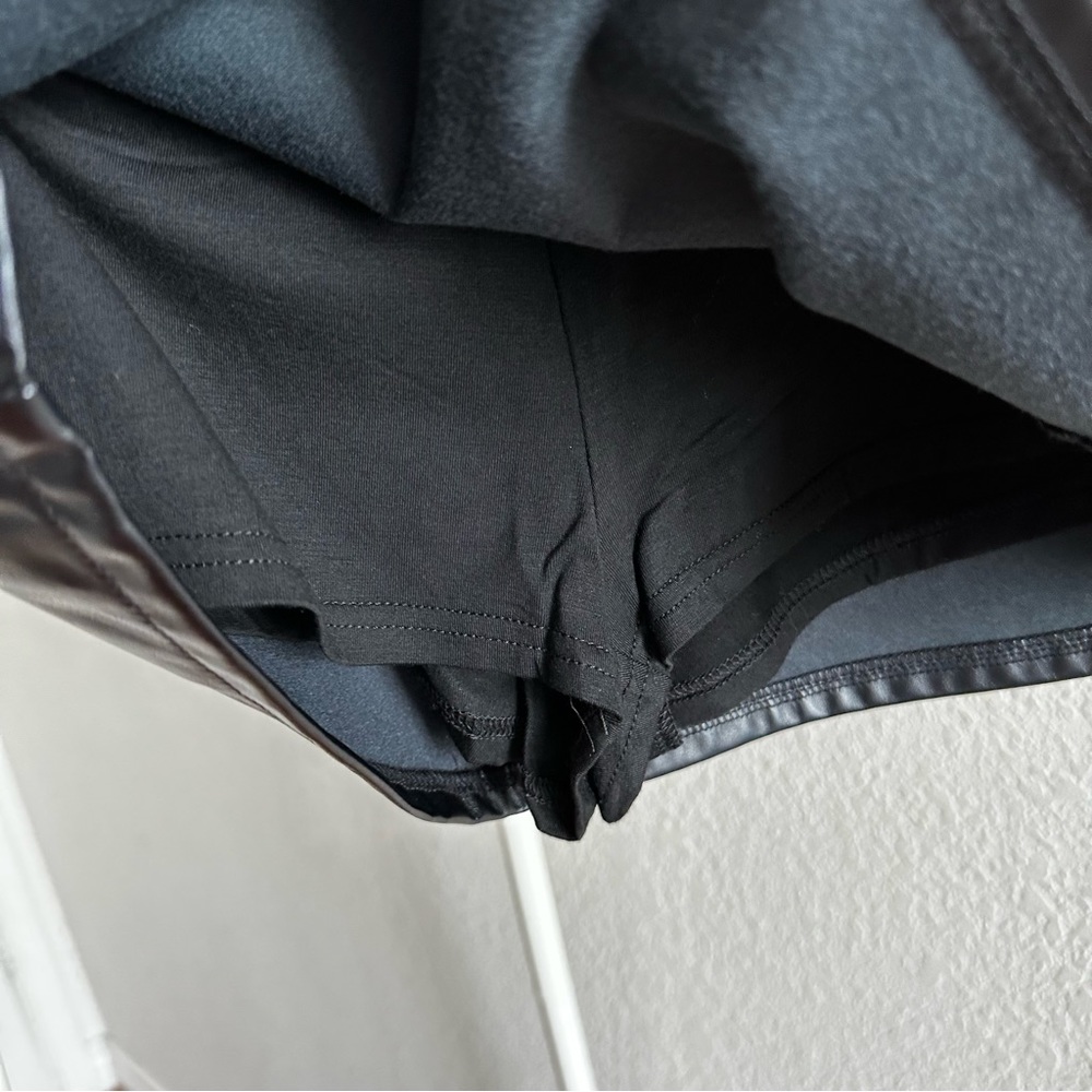 Mini Pleather Skort - Picture 4 of 4